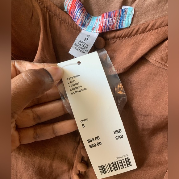 ❌SOLD❌Urban Outfitters Juliana Chocolate Cold Shoulder Button Down Blouse Size S - Picture 8 of 10